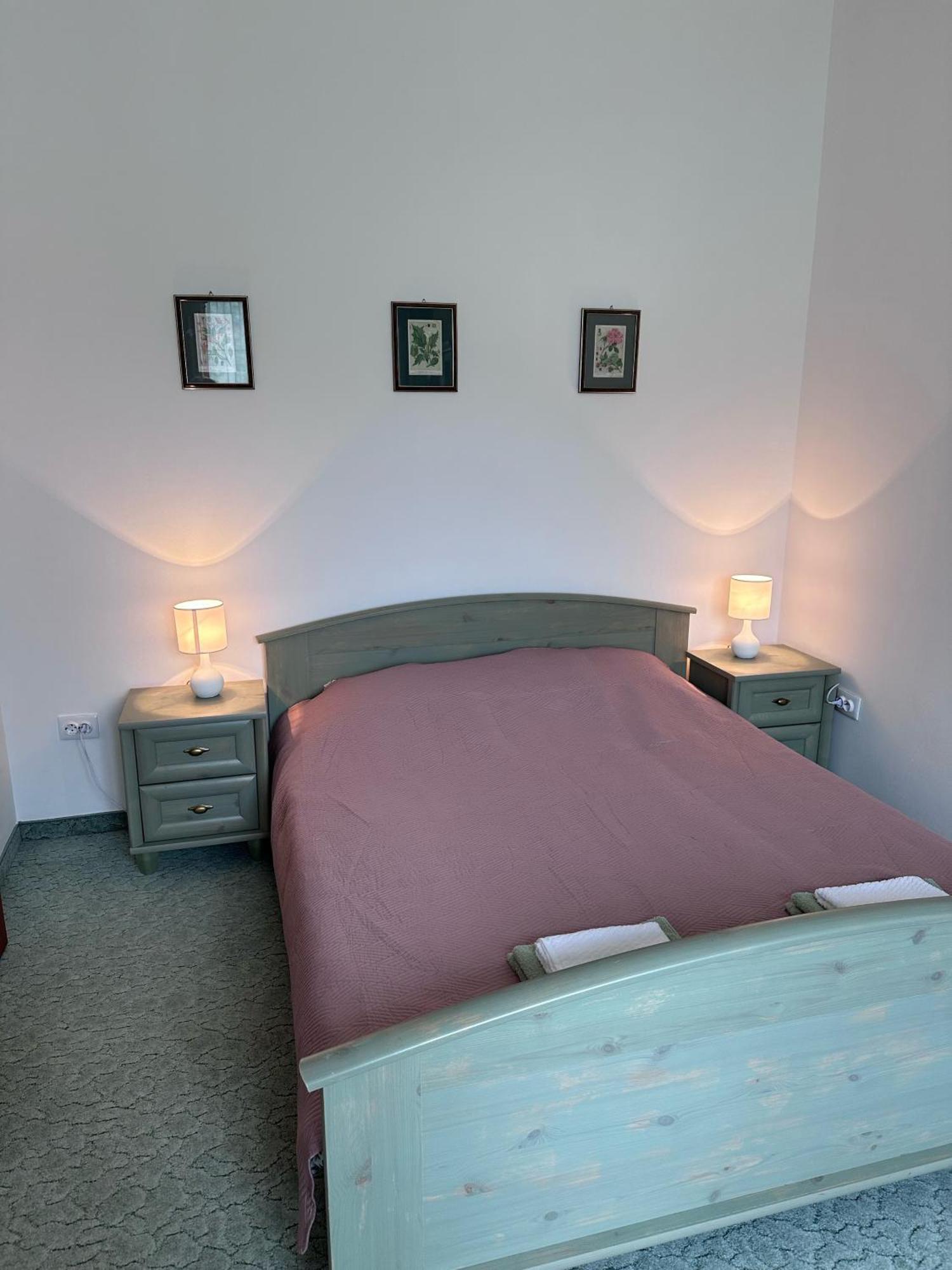 Eden Panzio Aparthotel Bük Buitenkant foto
