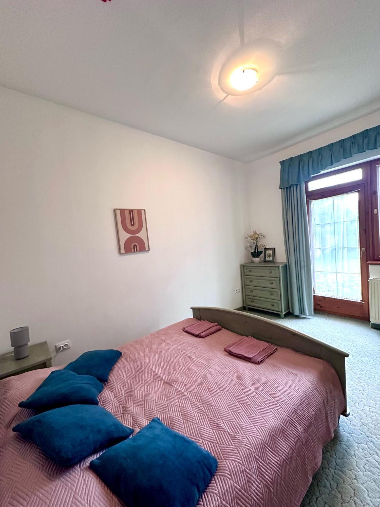 Eden Panzio Aparthotel Bük Buitenkant foto