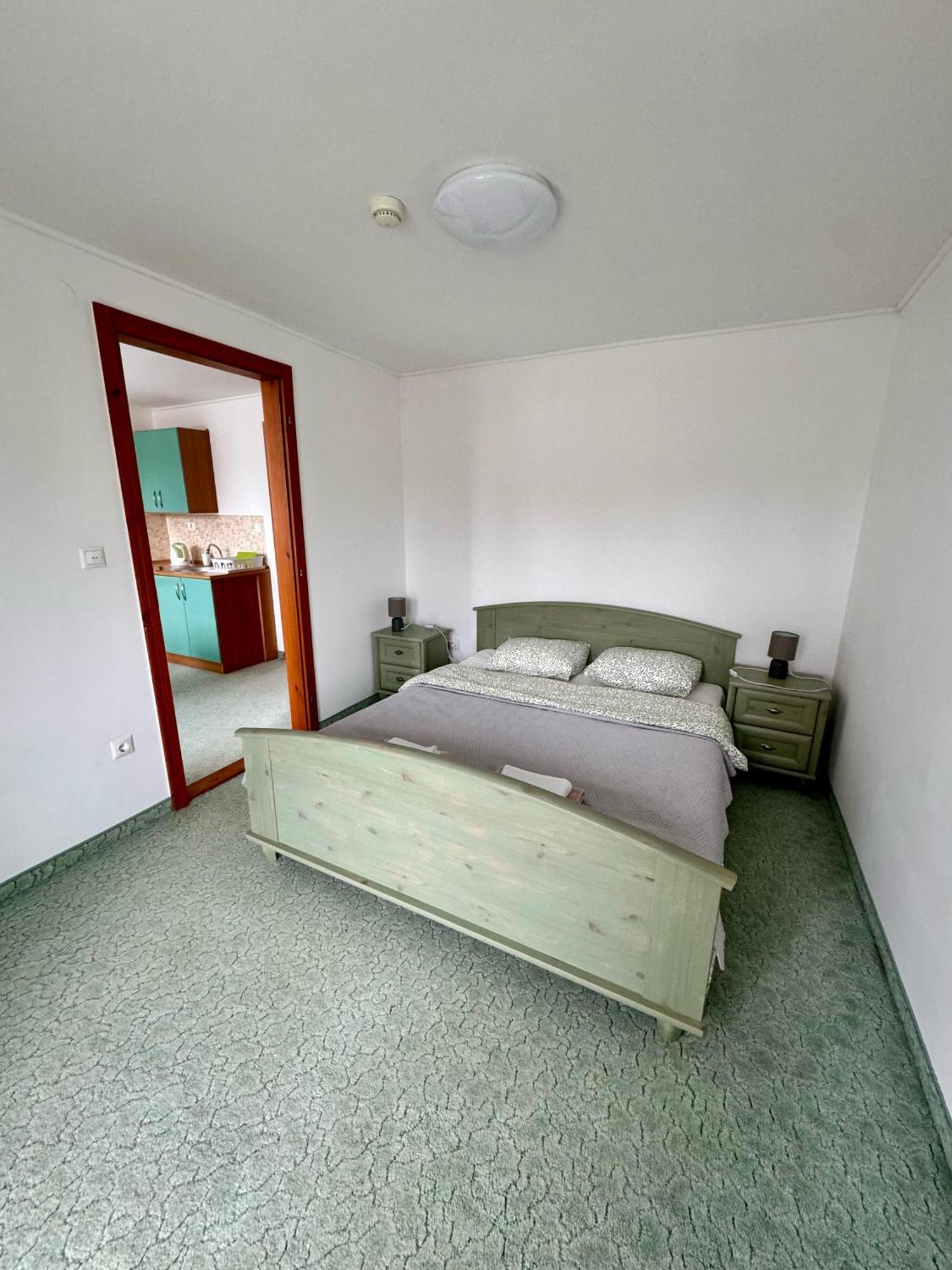 Eden Panzio Aparthotel Bük Buitenkant foto