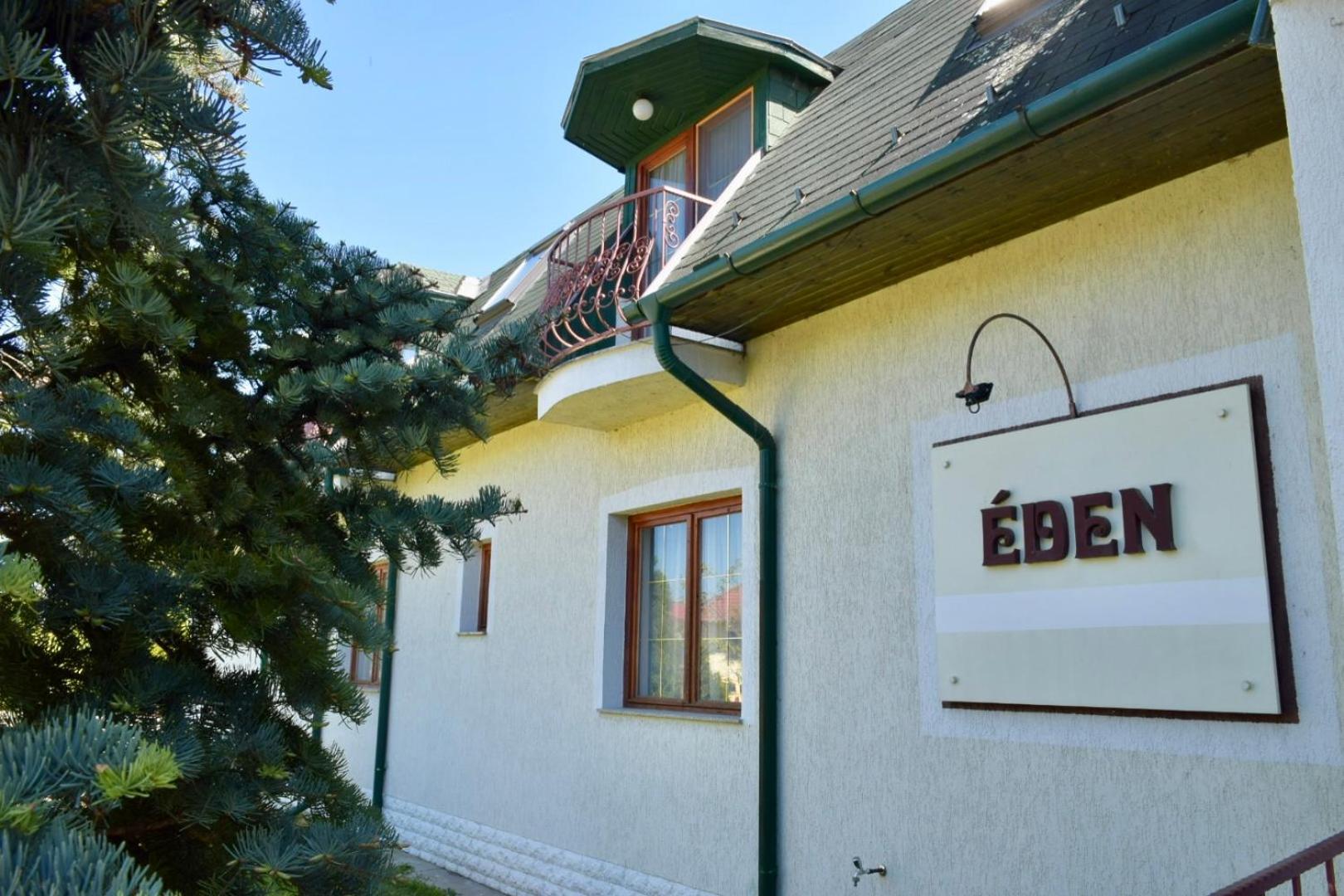 Eden Panzio Aparthotel Bük Buitenkant foto